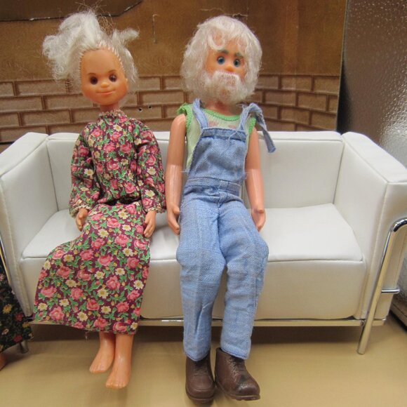 Mattel Vintage Sunshine Family Dolls (set of 5) - Picture 4 of 6